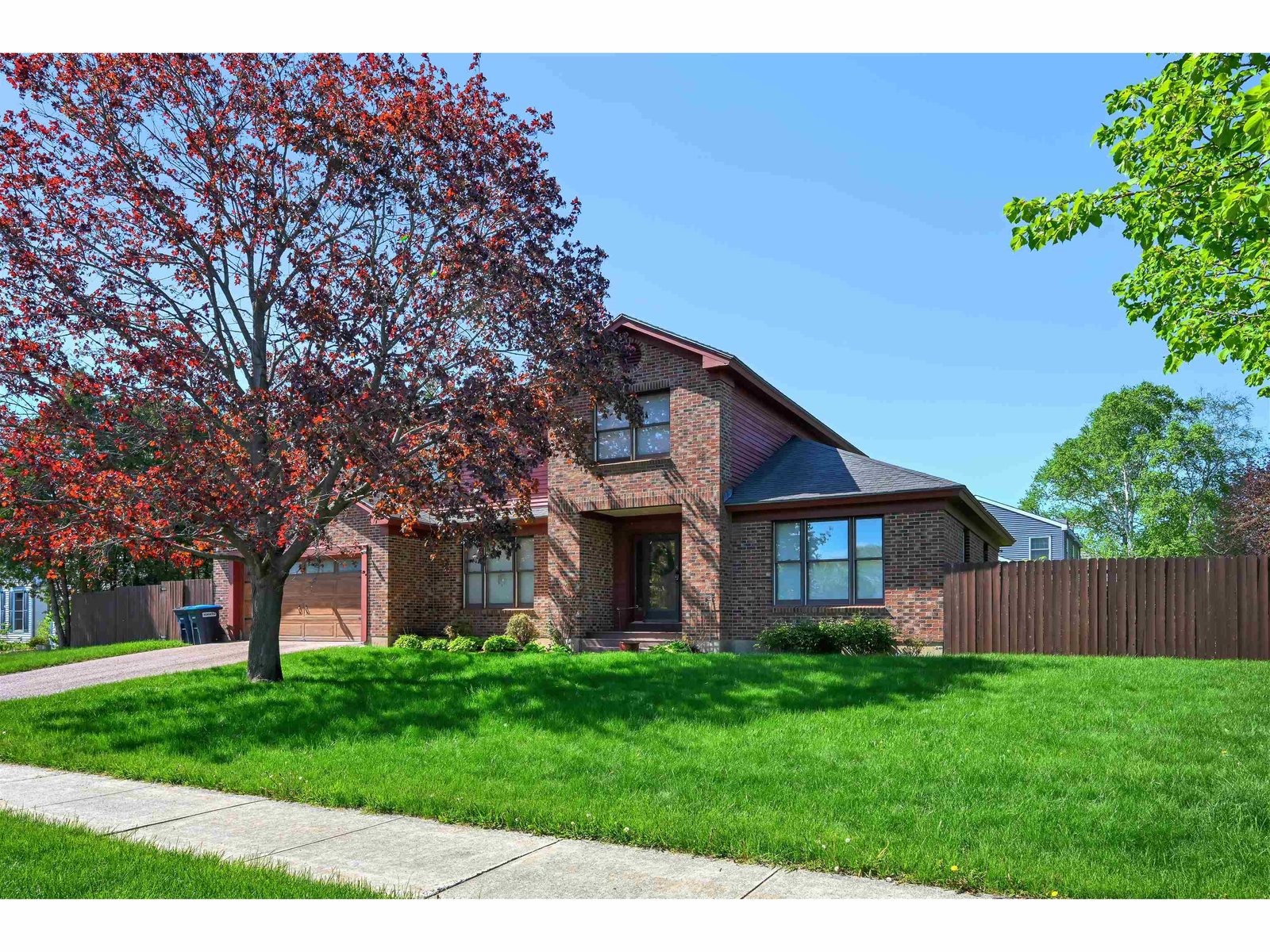70 Moss Glen Lane