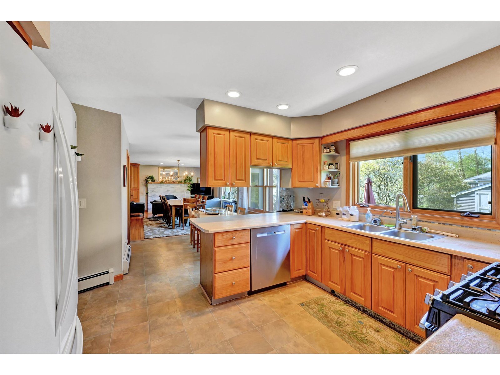 70 Moss Glen Lane