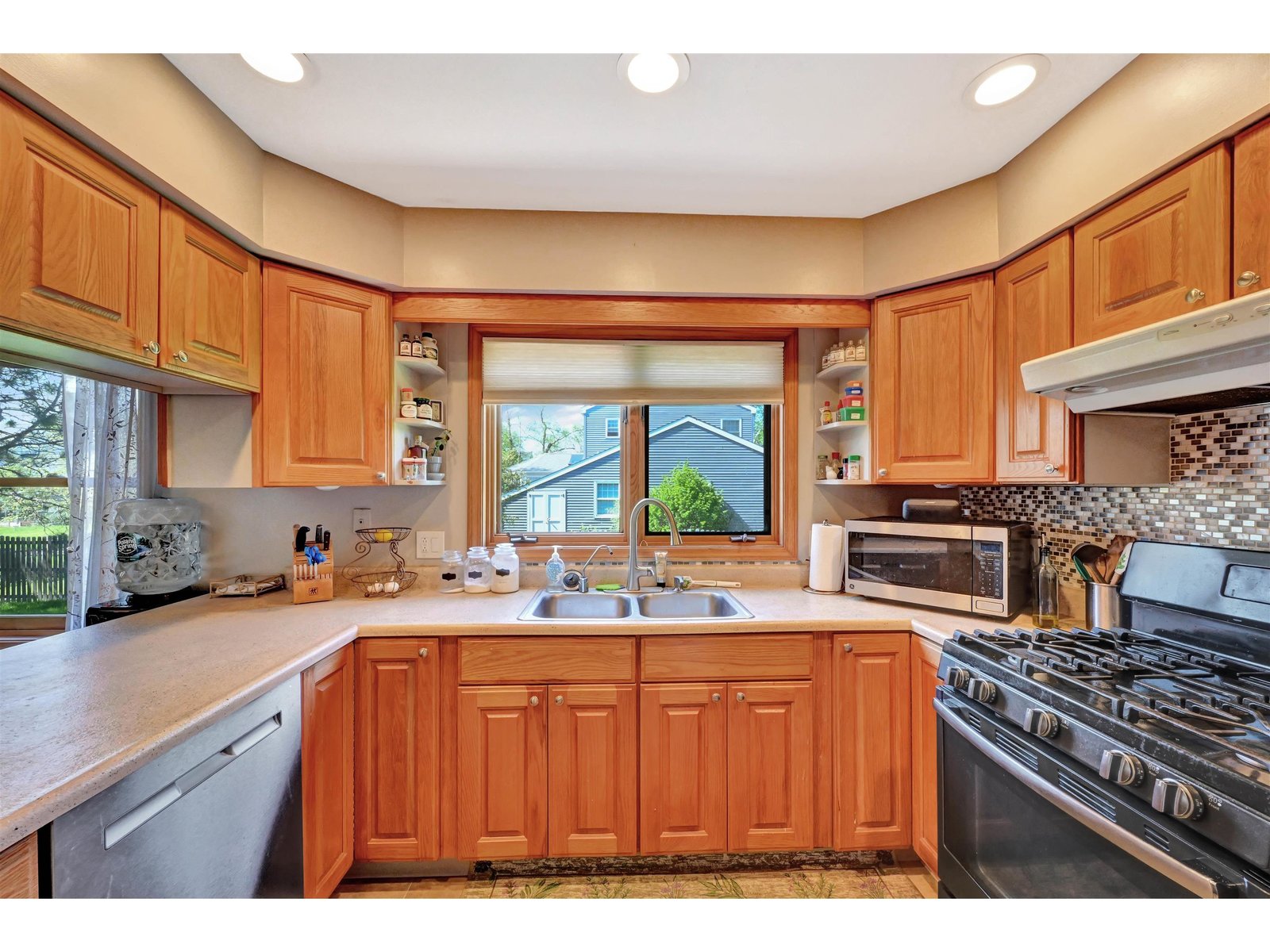 70 Moss Glen Lane