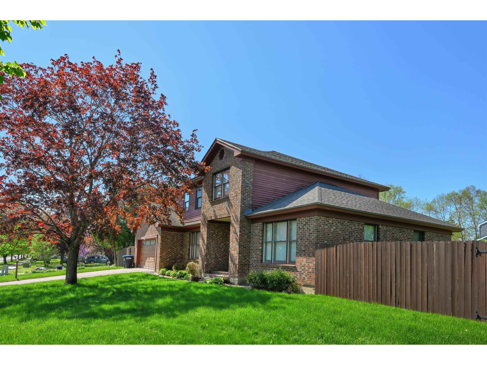 70 Moss Glen Lane