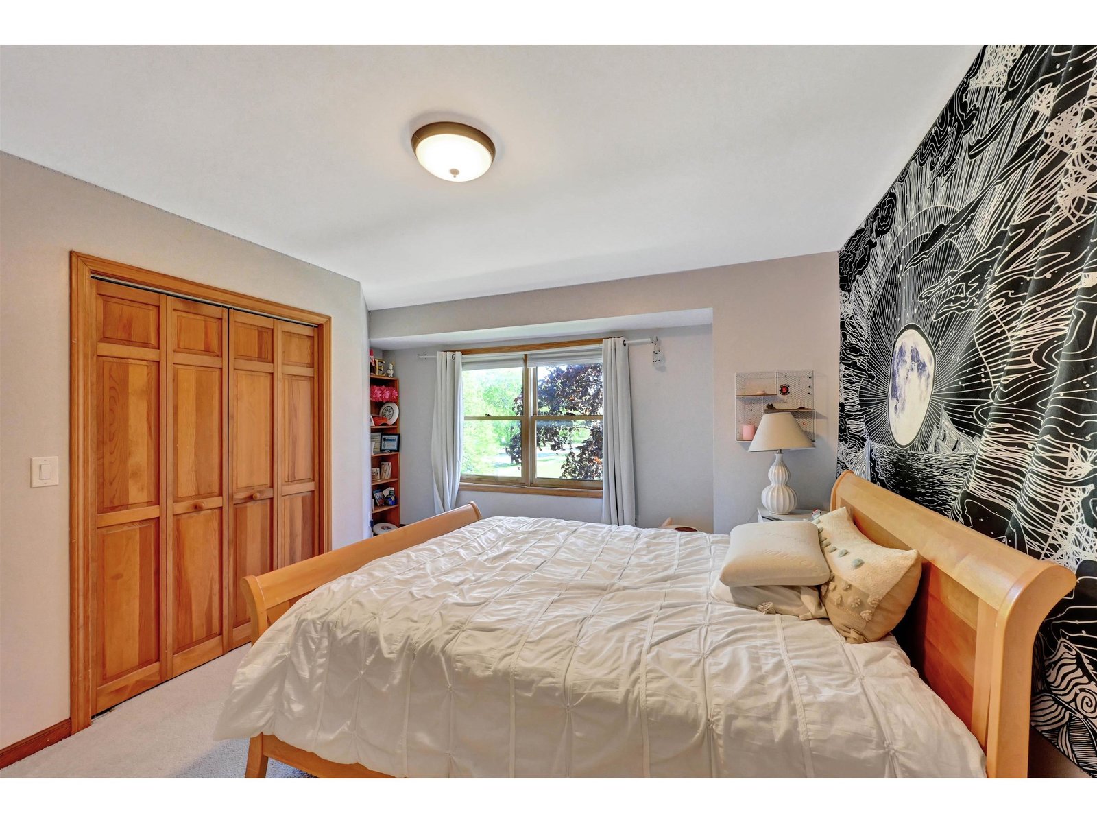 70 Moss Glen Lane