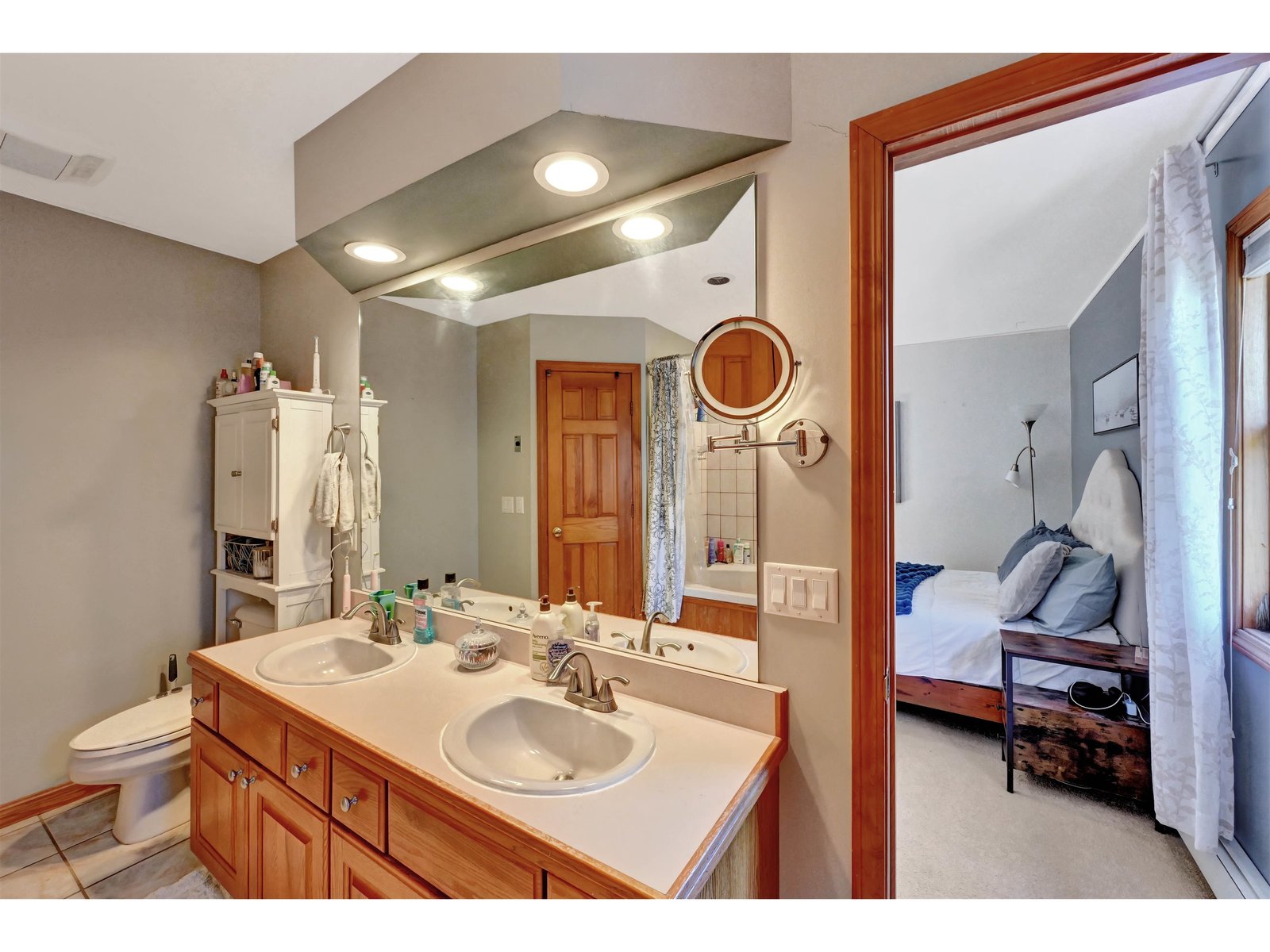 70 Moss Glen Lane