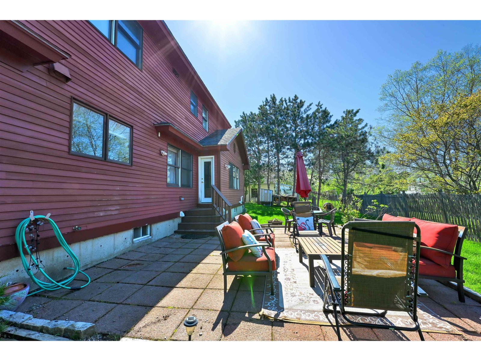 70 Moss Glen Lane