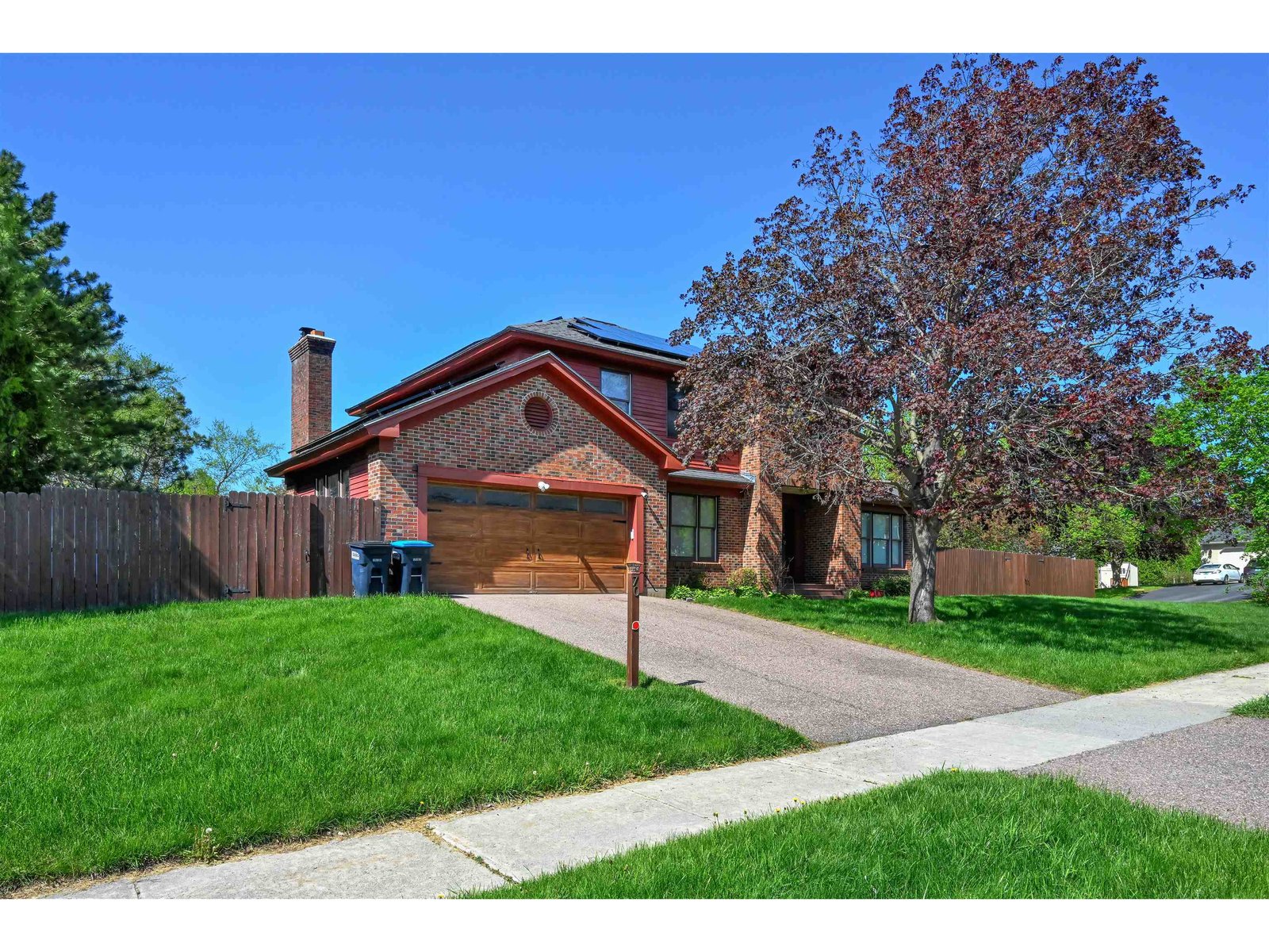 70 Moss Glen Lane