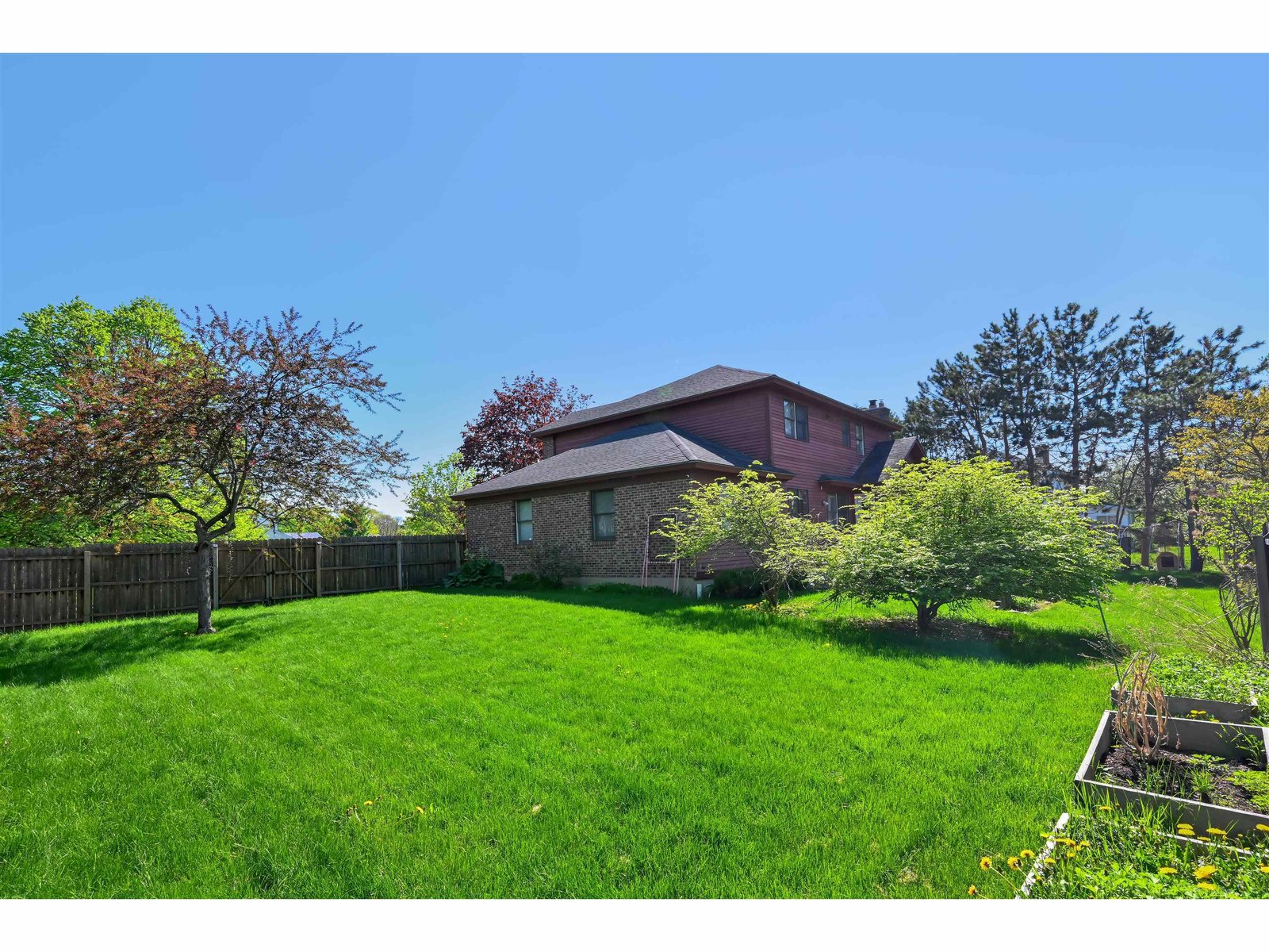 70 Moss Glen Lane