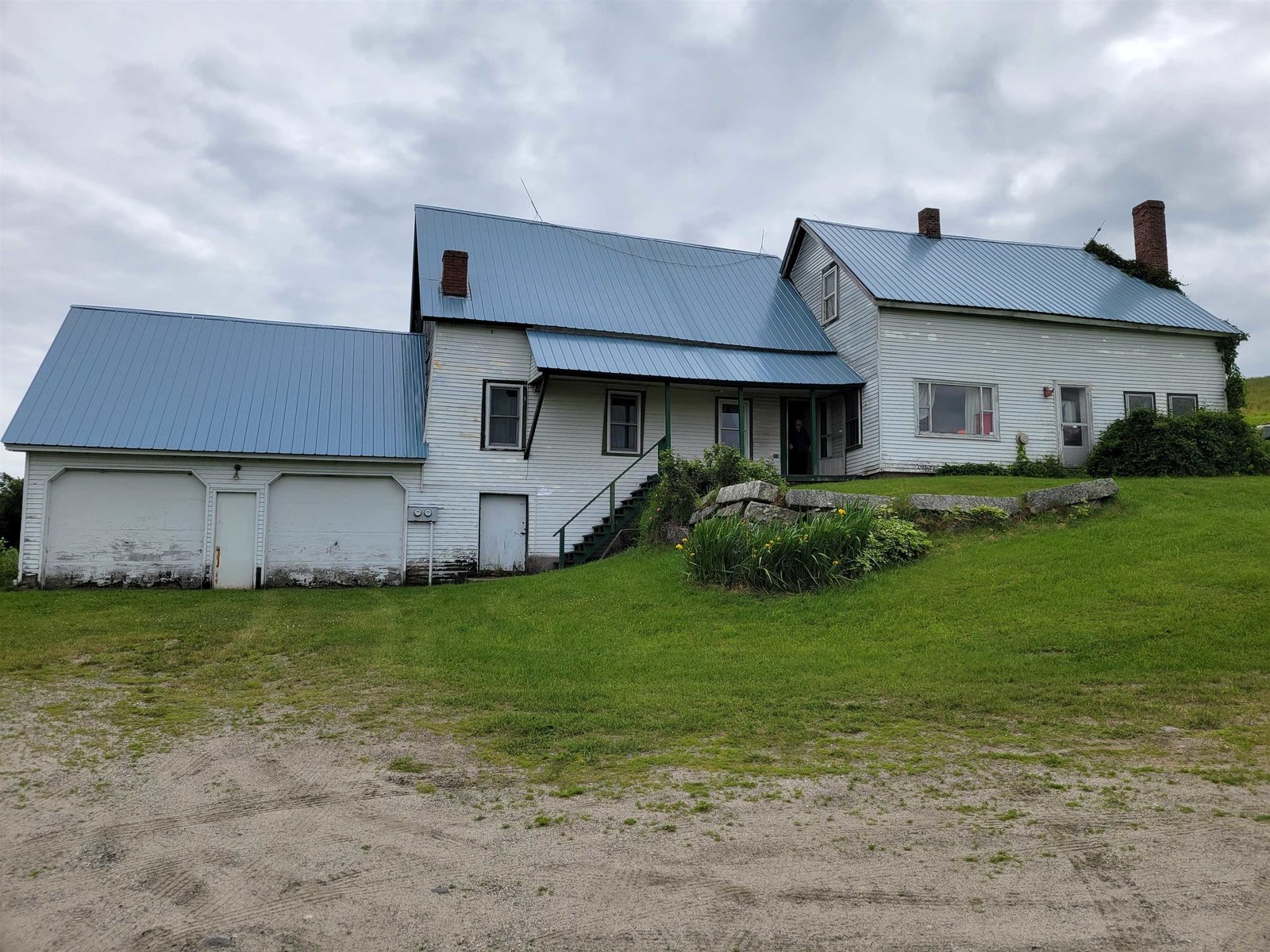 700 Bowen Hill Road
