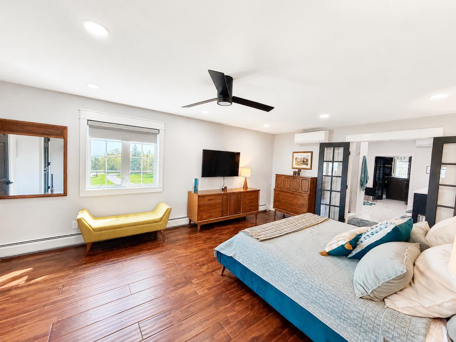 Primary Suite - 2nd Level