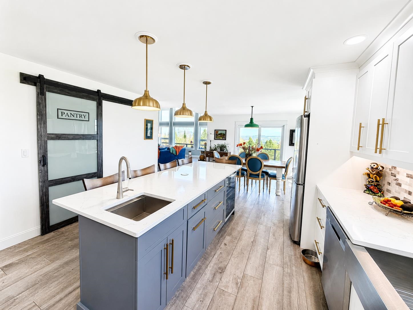 Walk-In Pantry