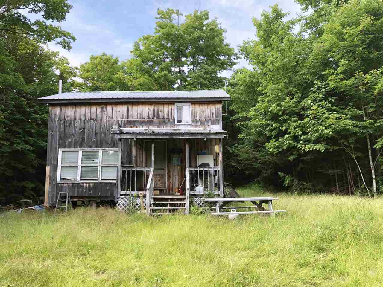 704 Hunters Lane