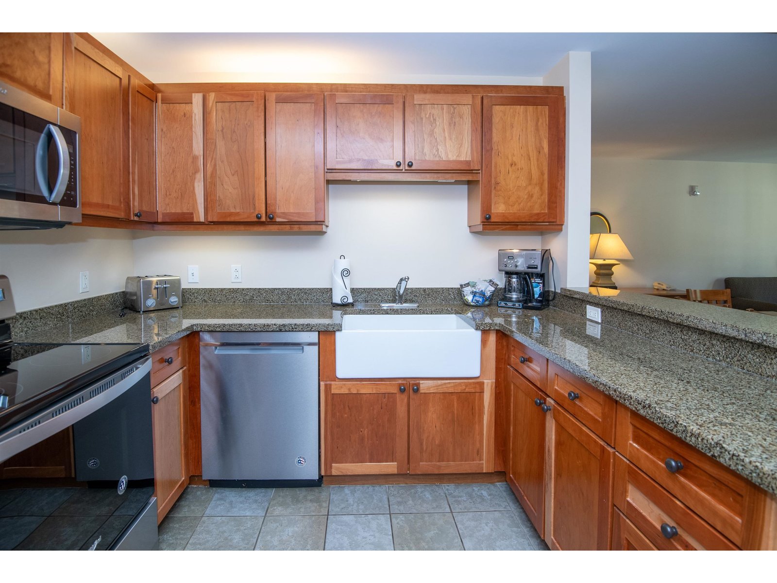 705/707 Qtr. I V Adams House