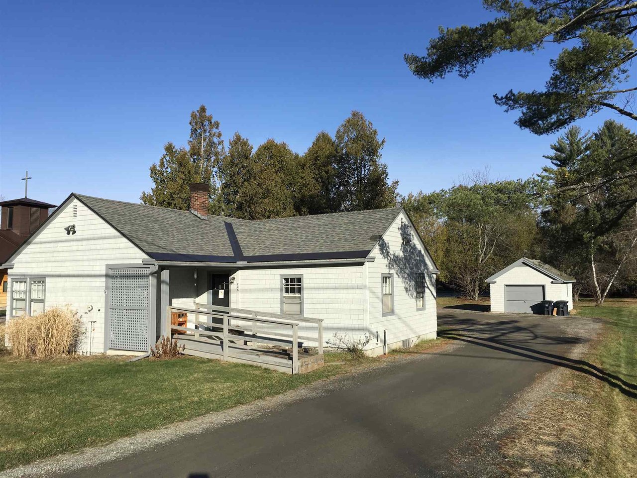 706 Mountain Road
