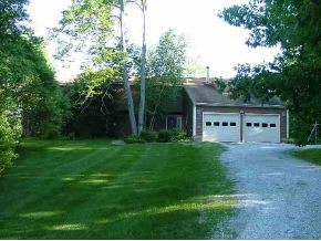 709 Bishop Rd