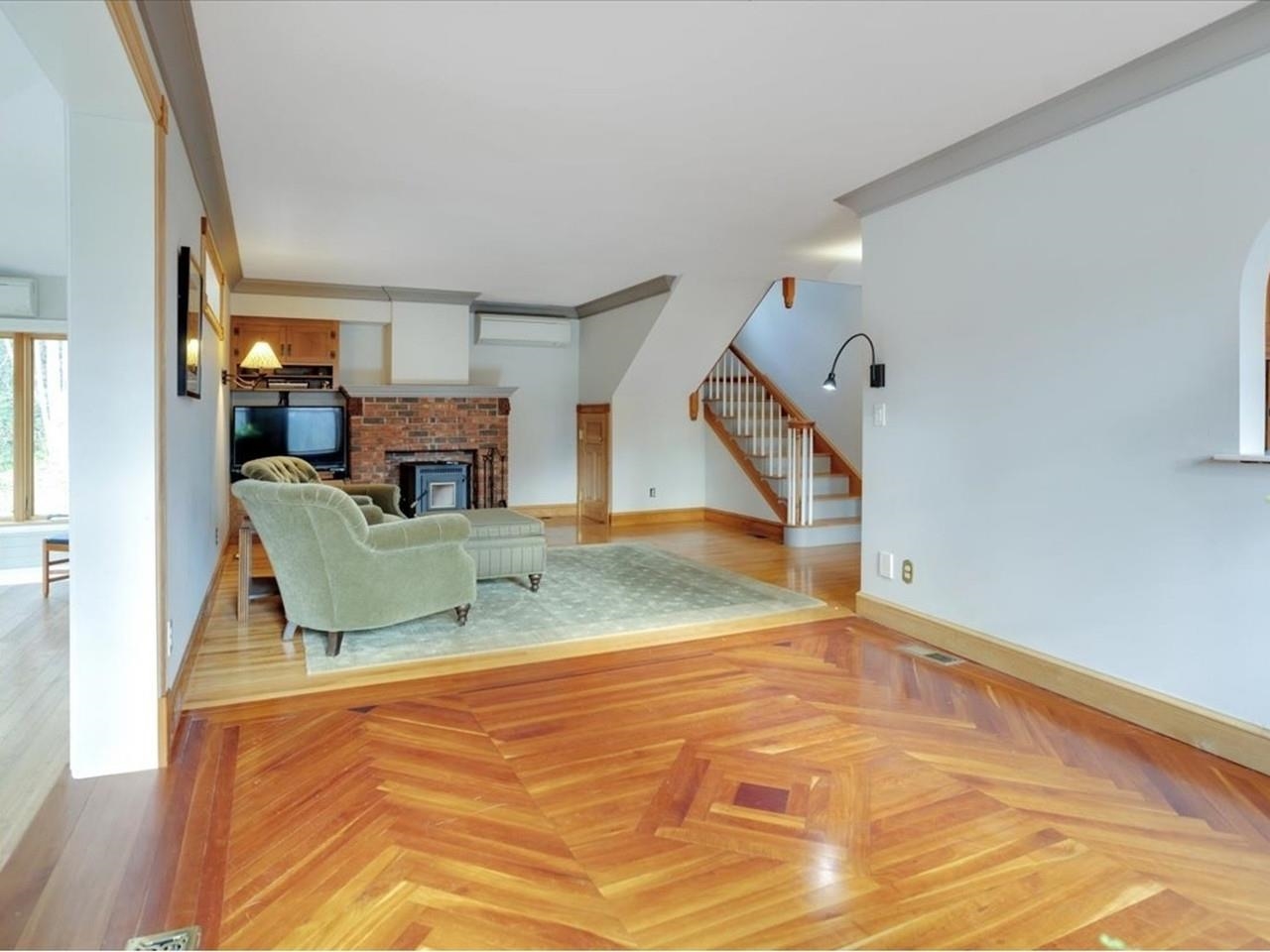 Dining/living area