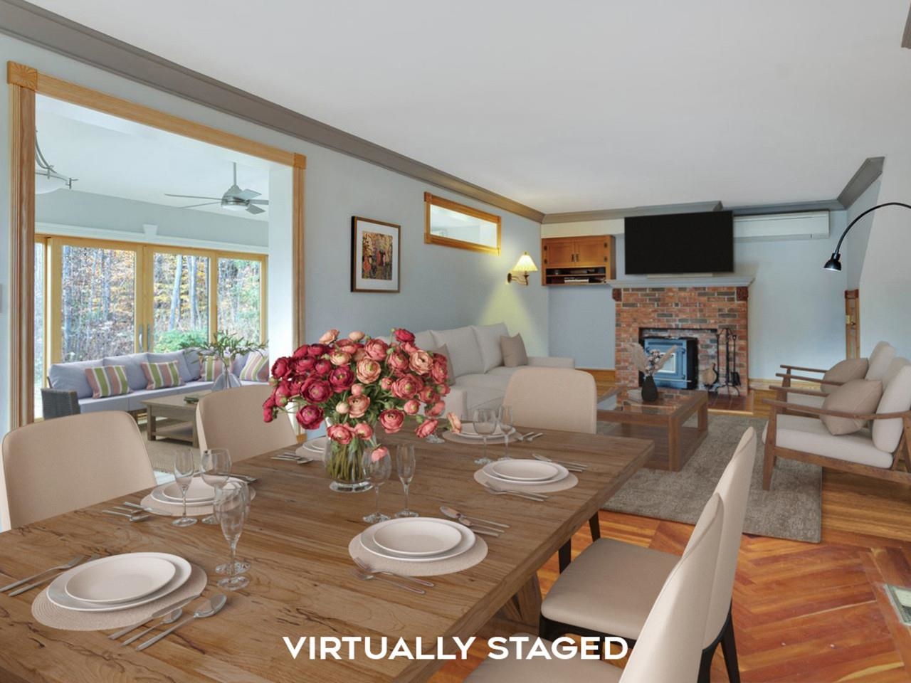 Dining/living area
