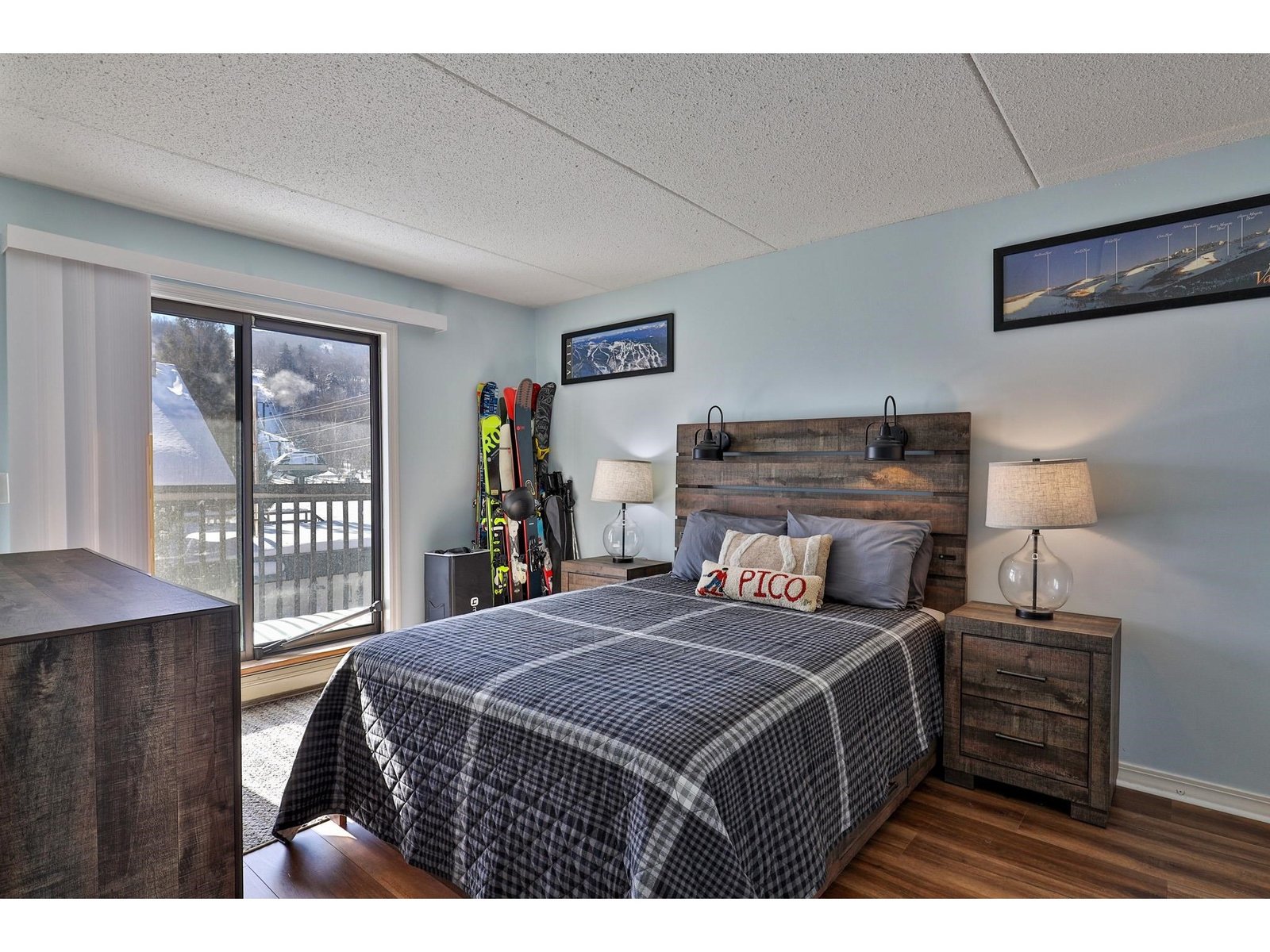 Spacious Bedroom