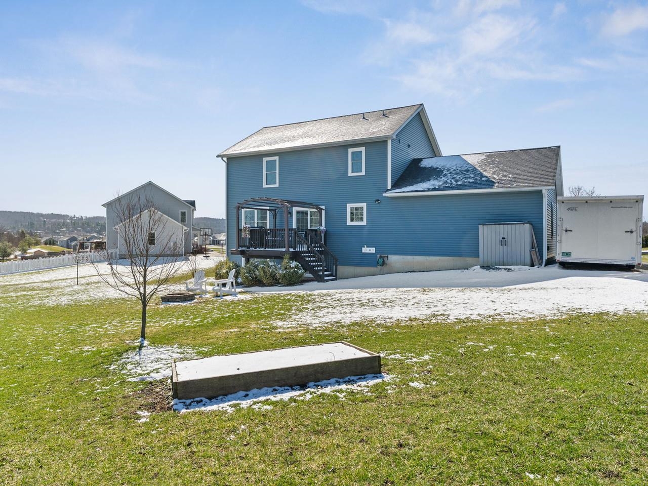 71 Commodore Drive