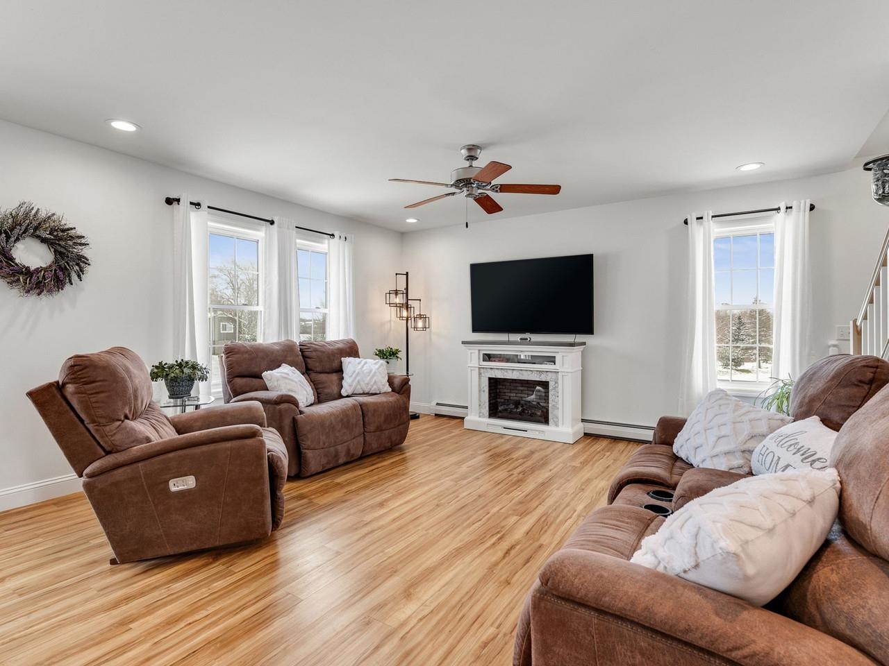Living room with fireplace