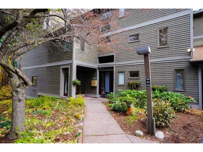 71 East Redrock Drive, Burlington