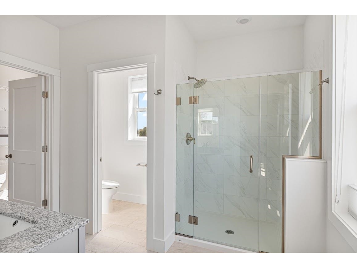 Primary En-Suite Bath