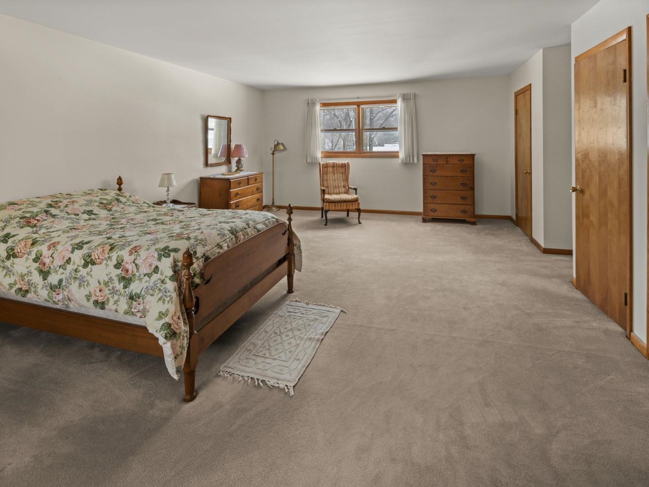 Spacious 2nd Fl Primary Suite