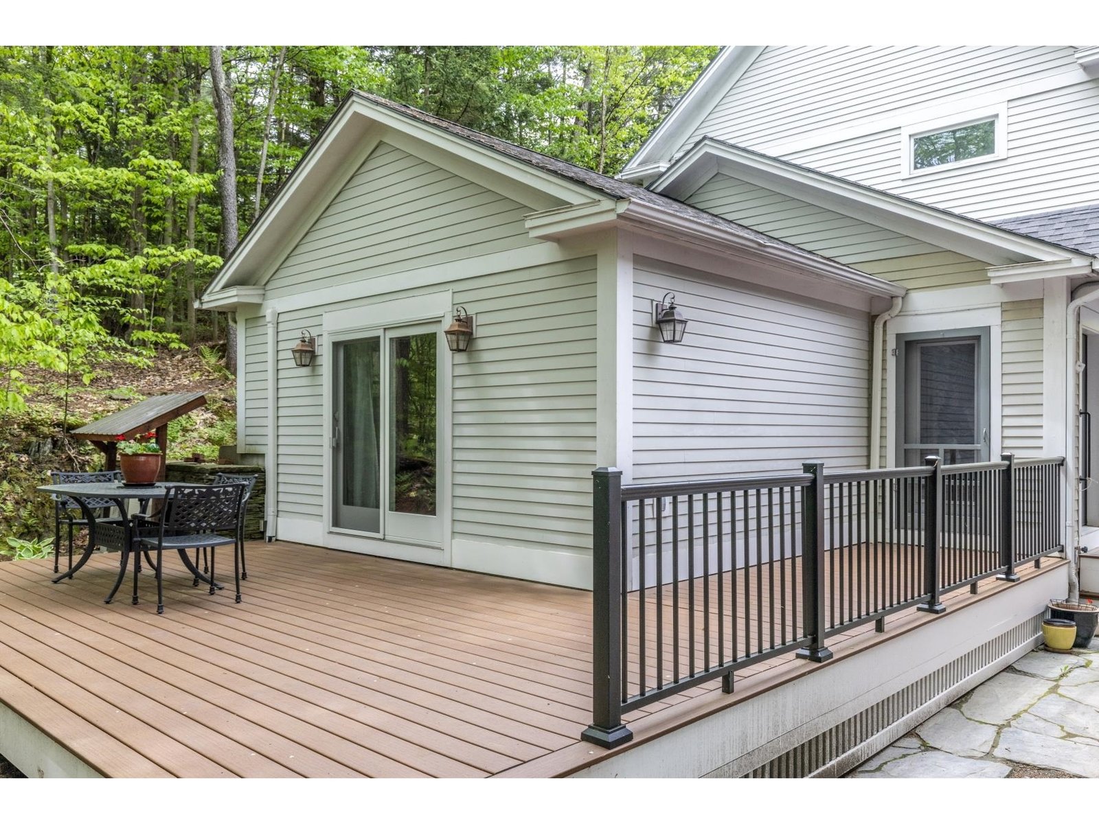 Private back deck