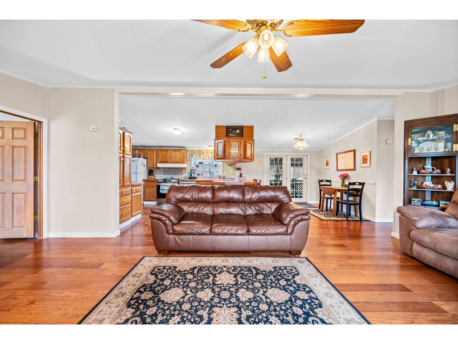 711 Knowles Flat Road