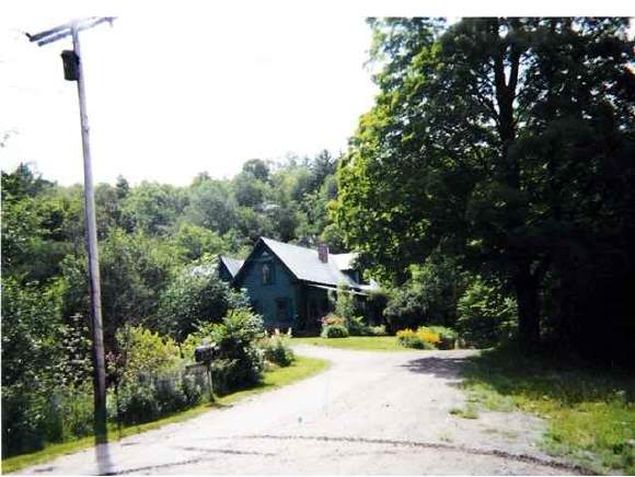 711 SCRIBNER RD