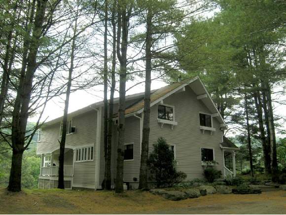 712 Barrows Road