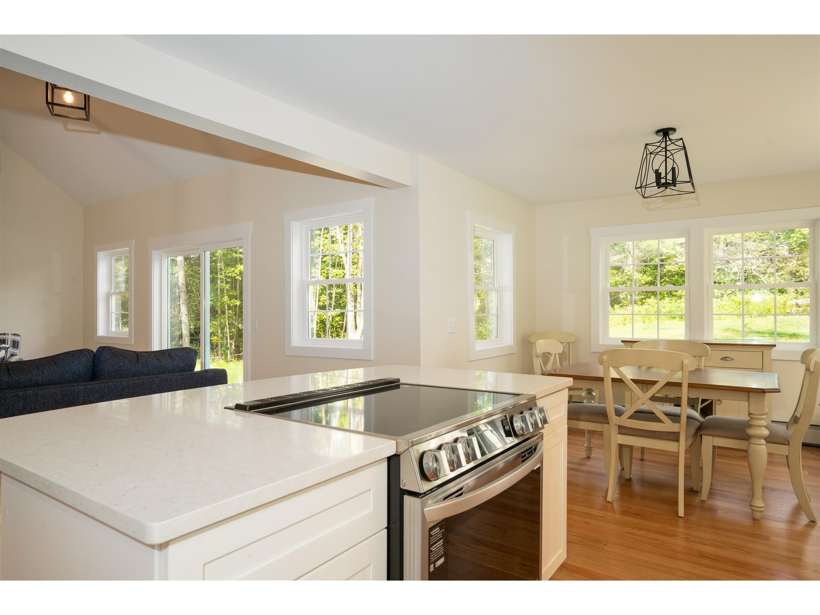 Kitchen to Dining Area