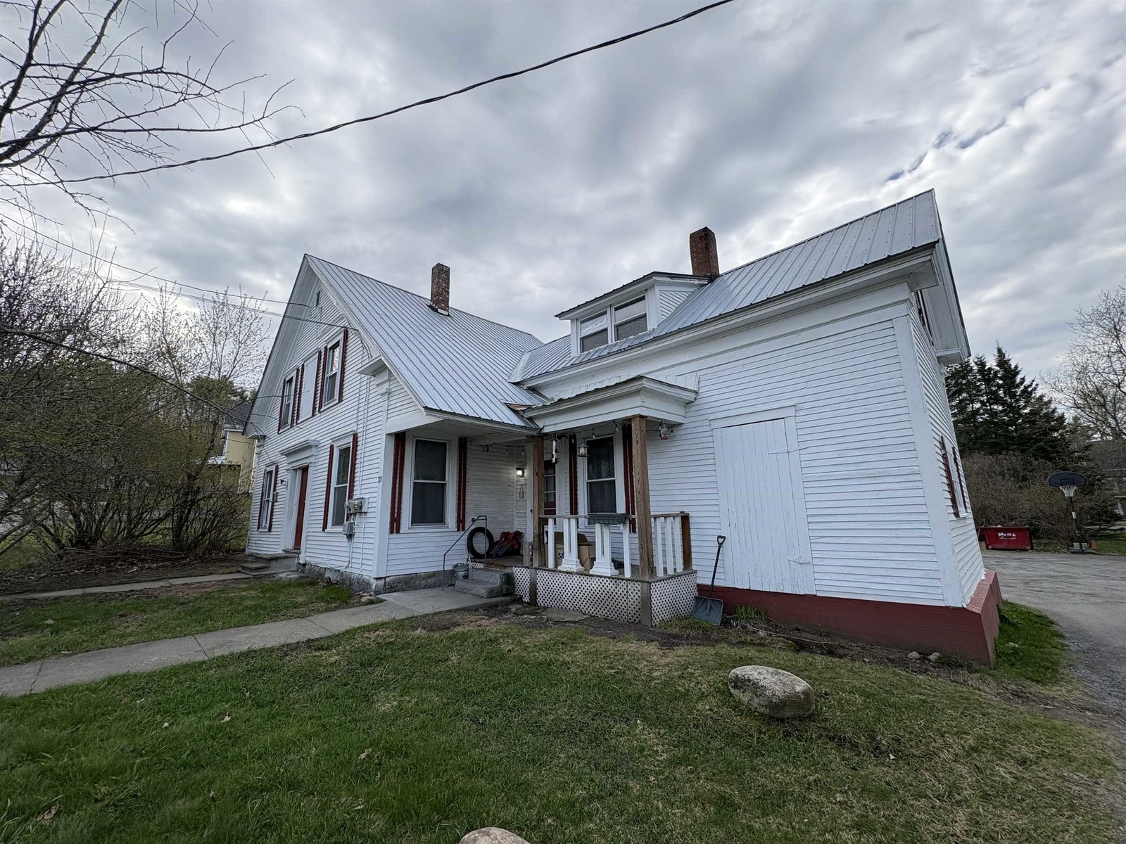 719 Hill Street, Lyndon