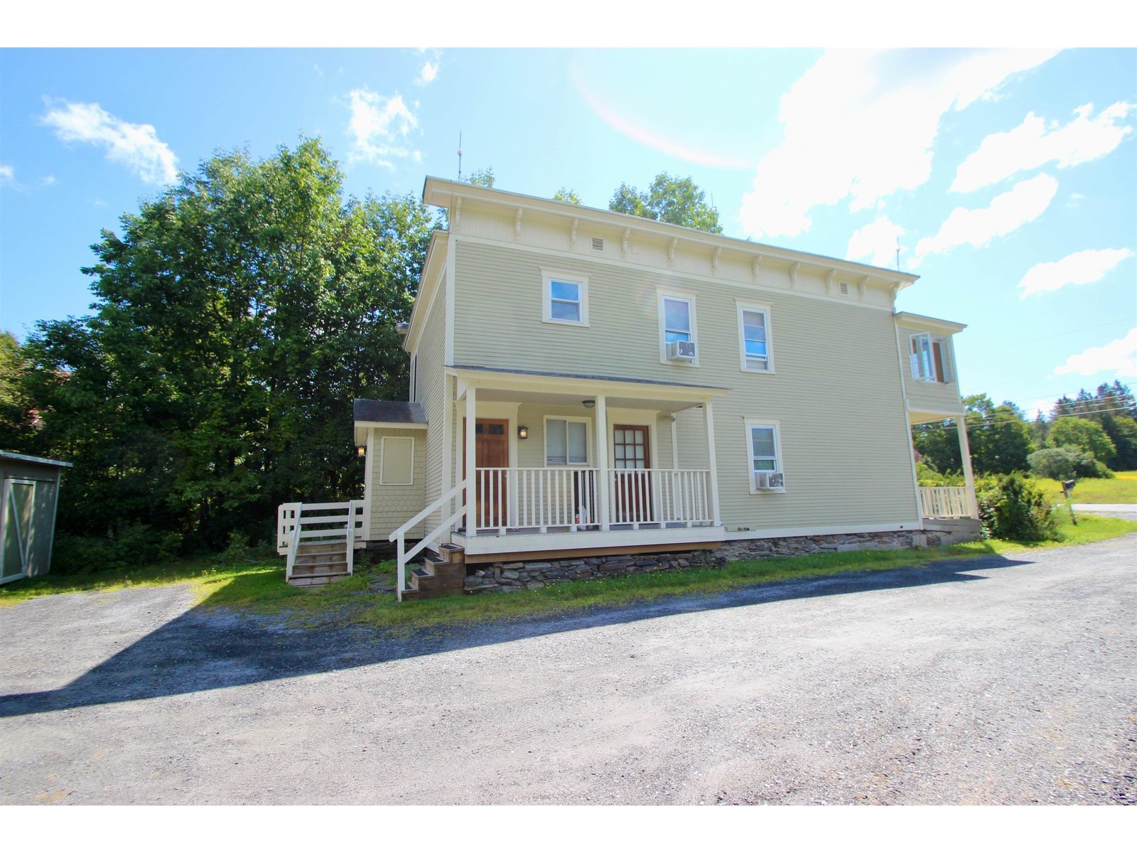 72 Crosstown Road