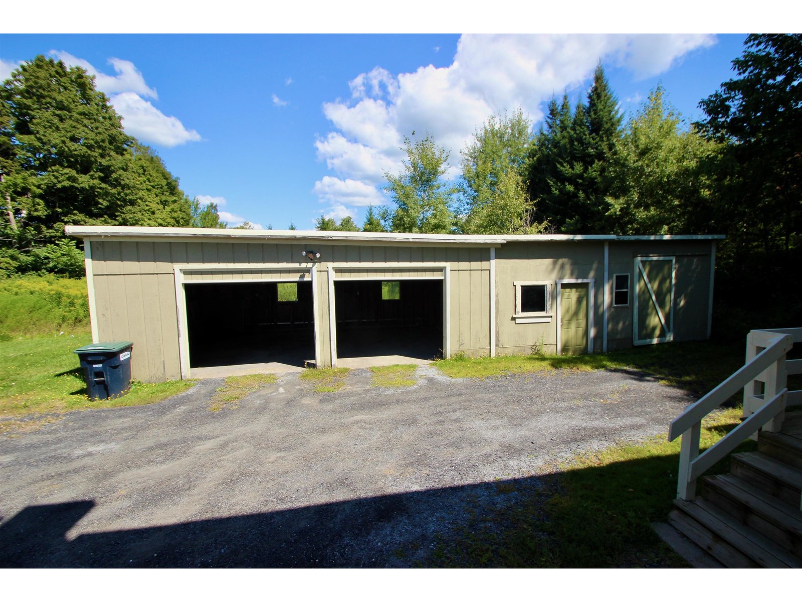72 Crosstown Road