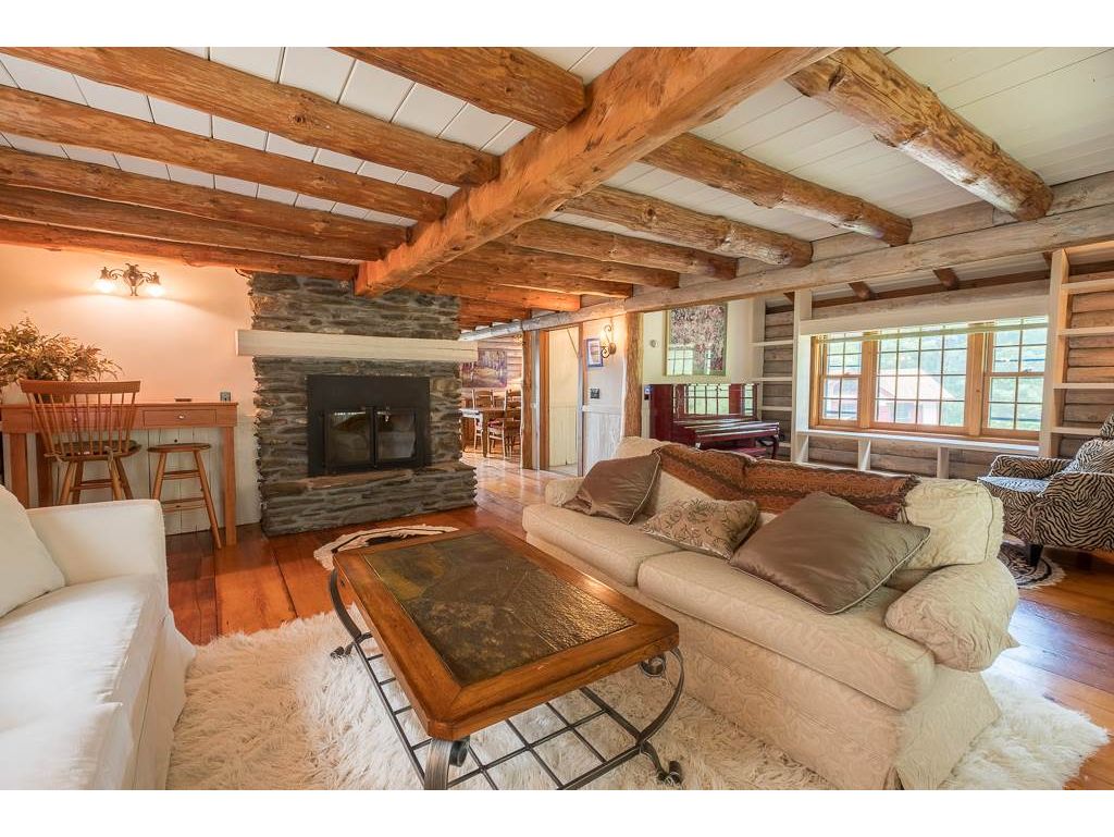 72 Forest Road