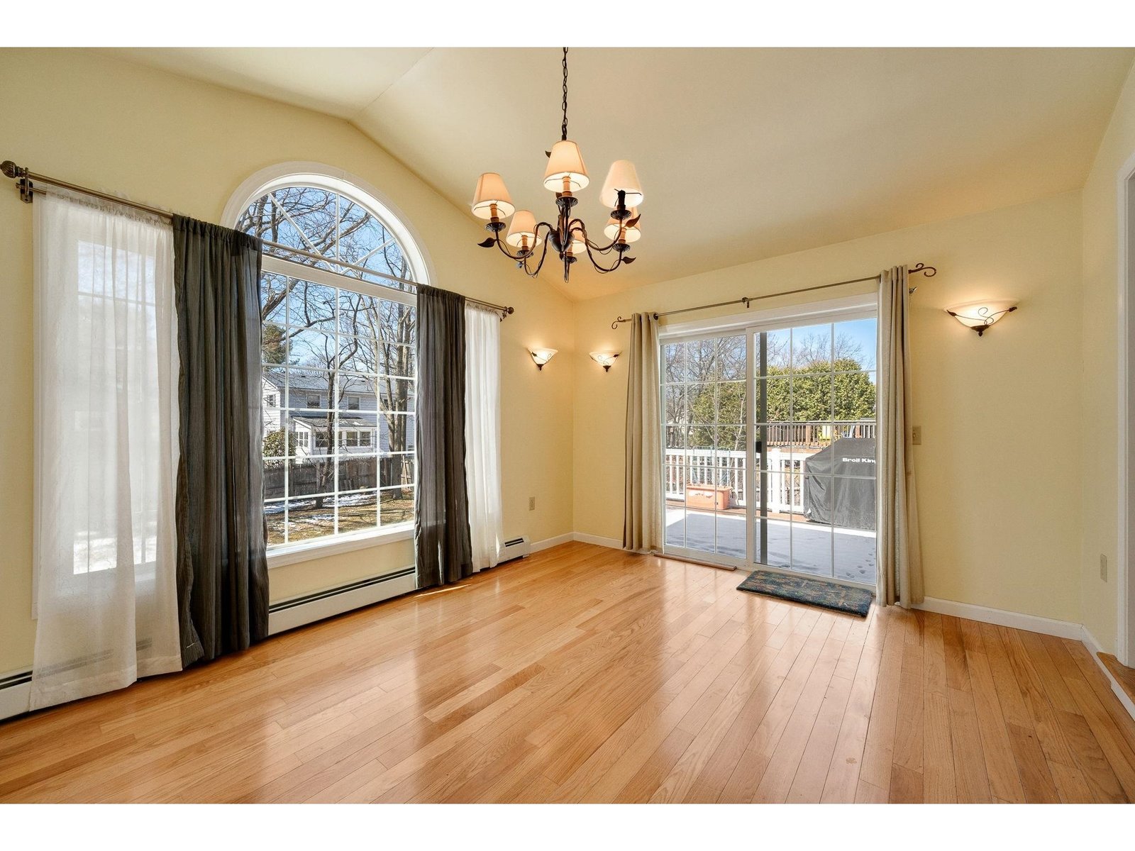 72 Grey Meadow Drive