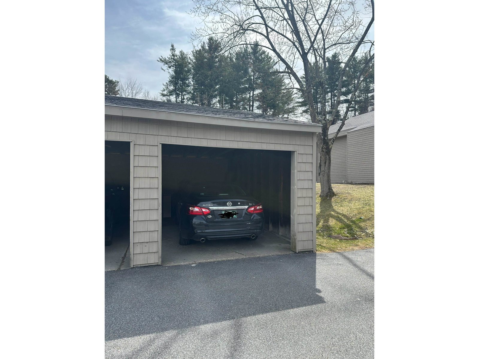 72 Hawthorne Circle