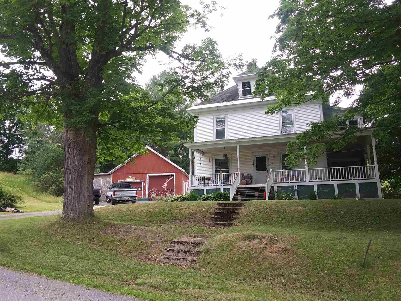 72 Hubbard Avenue