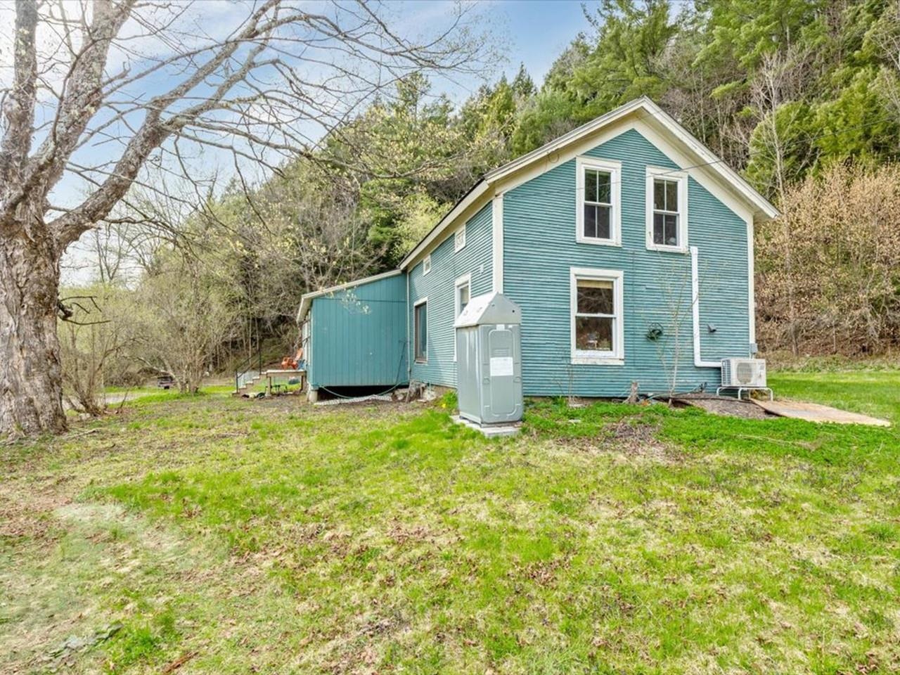 72 Pine Cliffs Road