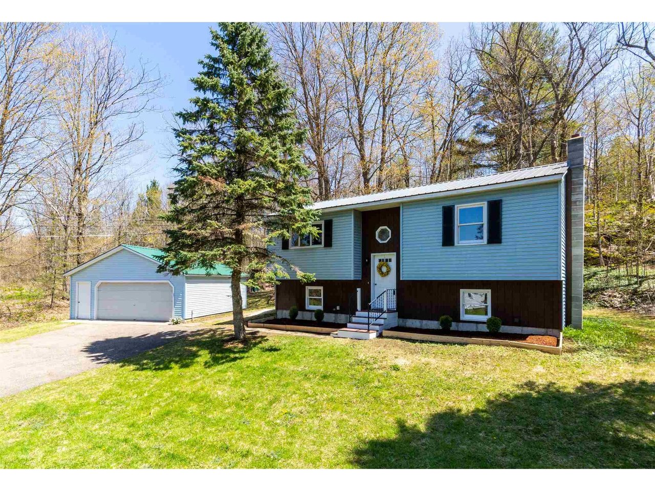 72 Railroad Street, Milton 72 Railroad Street, Milton