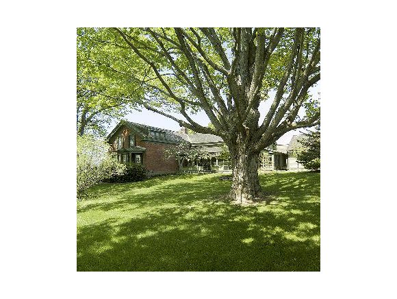 724 Lake Rd