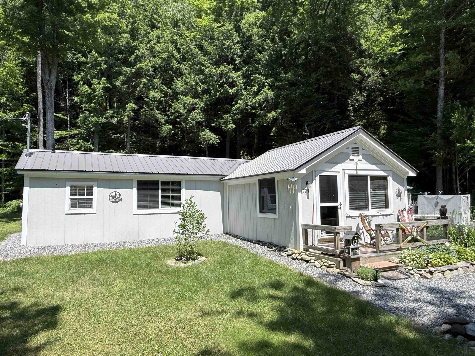 729 Davis Road, Cavendish