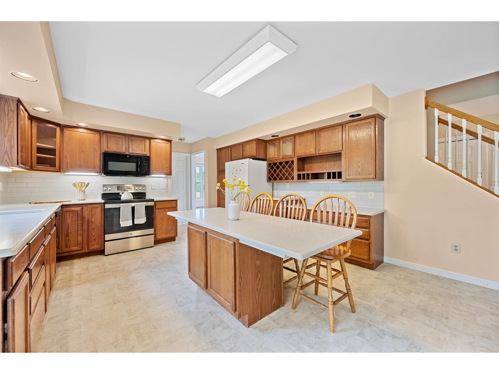 73 Cobble Hill Meadows