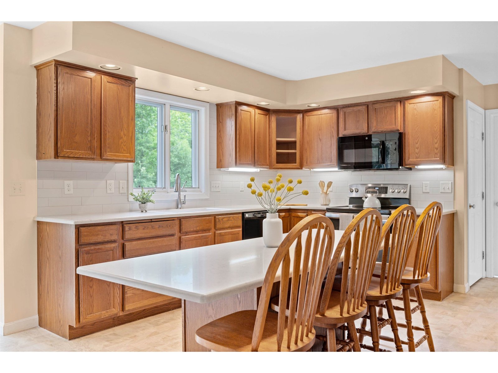73 Cobble Hill Meadows