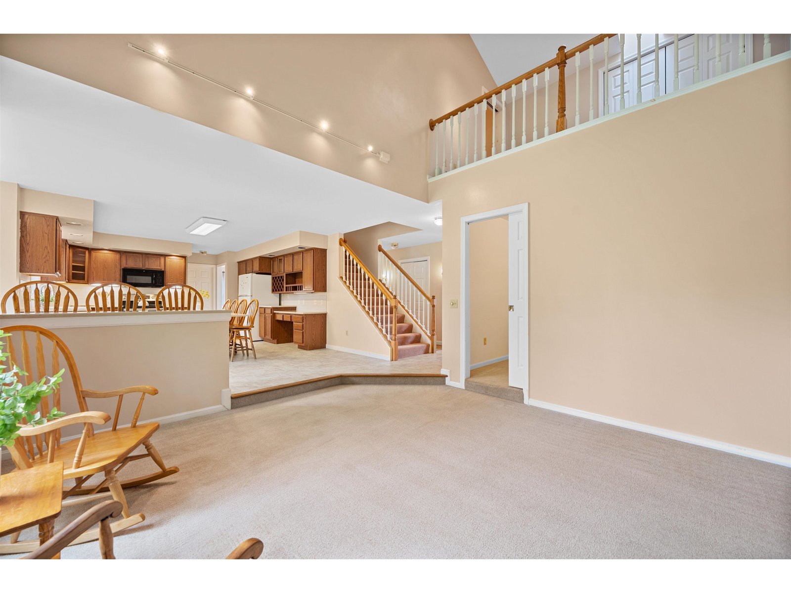 73 Cobble Hill Meadows