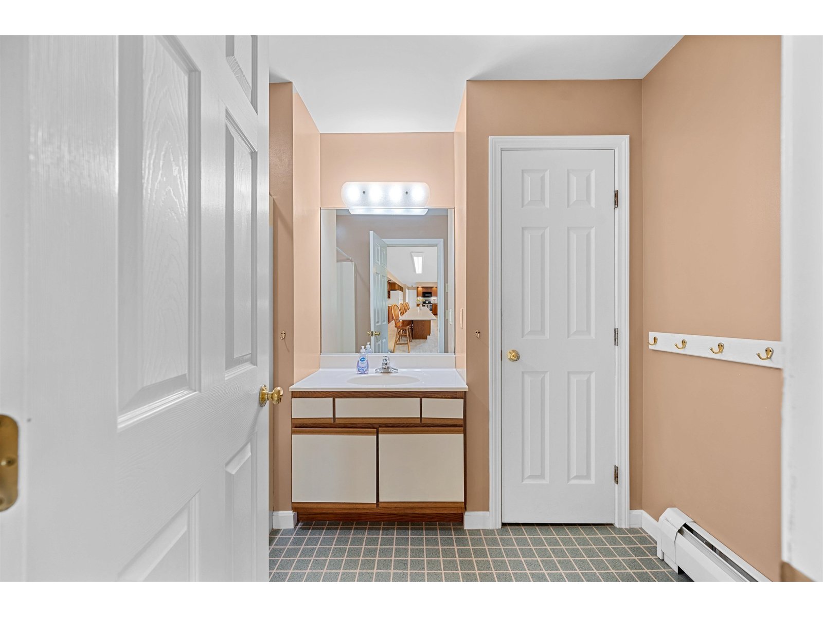 73 Cobble Hill Meadows