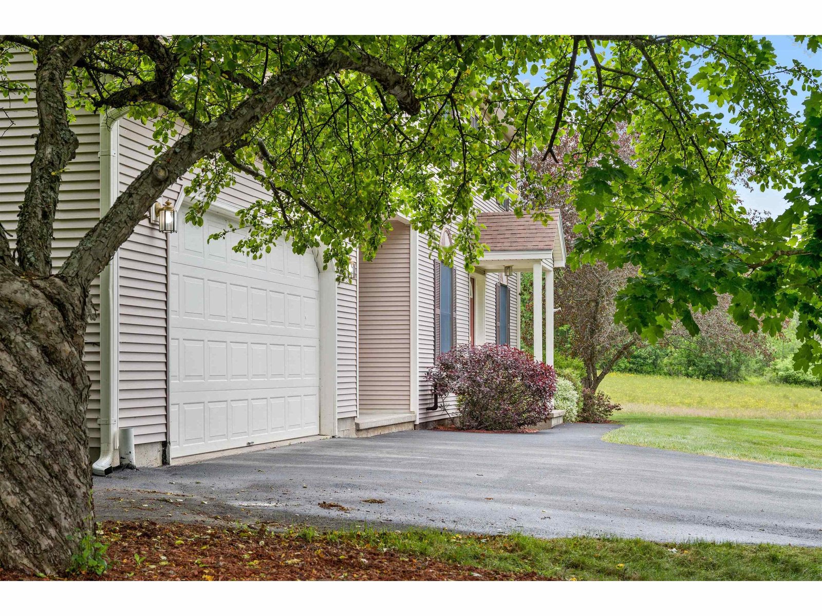73 Cobble Hill Meadows