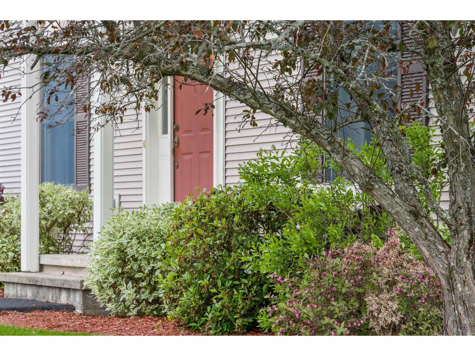 73 Cobble Hill Meadows
