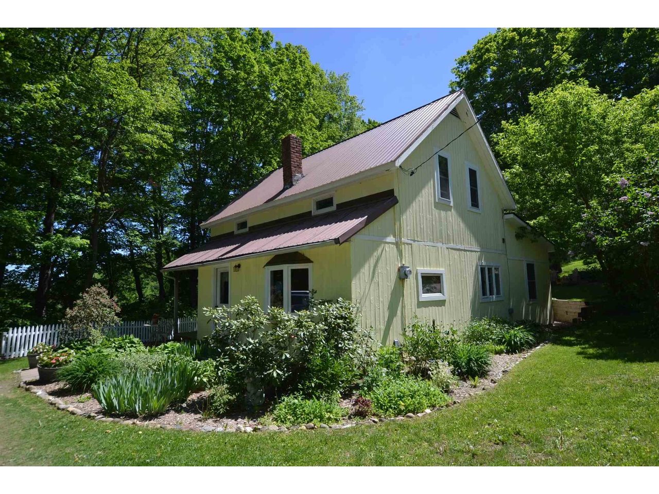 73 Hart Road