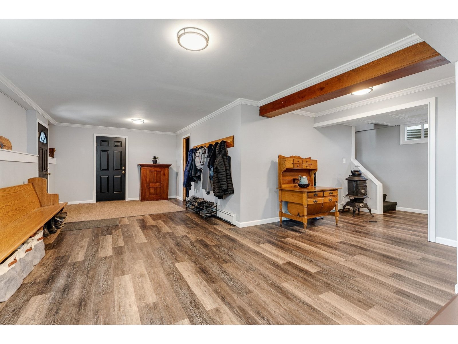 Enormous finished lower level, new flooring, windows and paint