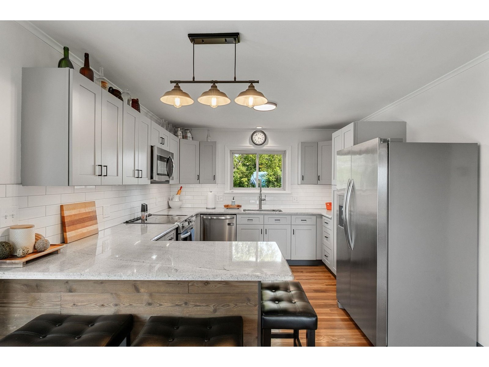 Clean modern update