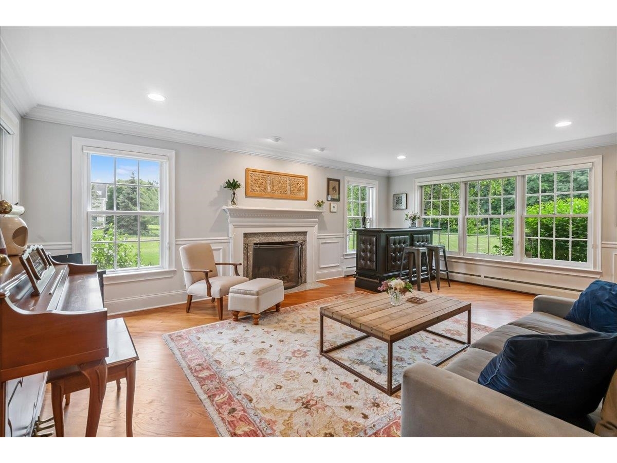 730 Ridgefield Road